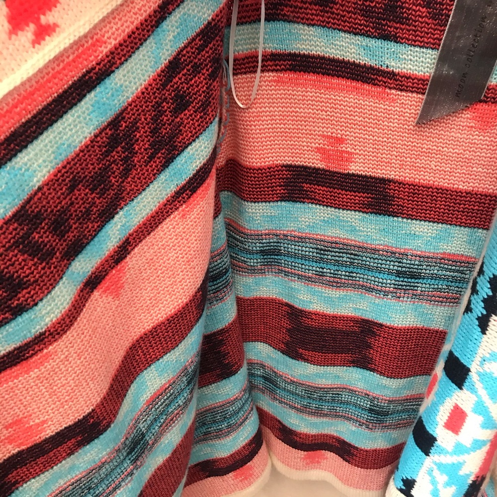 Moon Collection Multicolor Aztec Cardigan - Picture 5 of 9